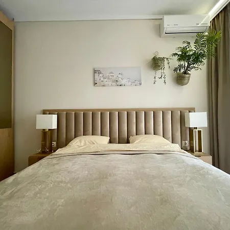 Fterna Family Perea - 2 Bedrooms, Balcony, Near & Airport 아파트 Peraía