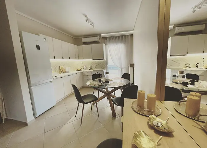 Fterna Family Perea - 2 Bedrooms, Balcony, Near & Airport Апартаменты