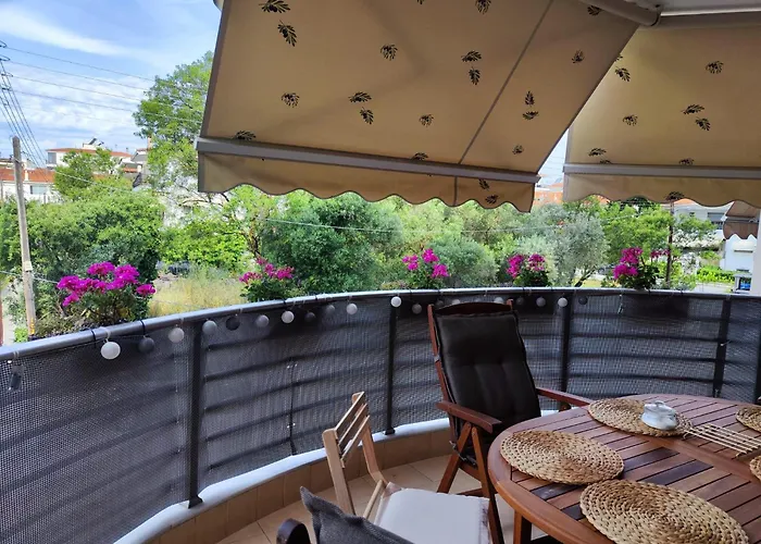 Fterna Family Perea - 2 Bedrooms, Balcony, Near & Airport *