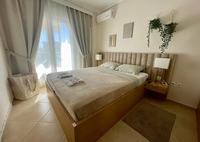 Fterna Family Perea - 2 Bedrooms, Balcony, Near & Airport * Переа